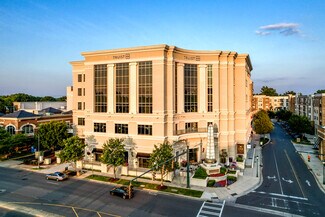 Plus de détails pour 4810-4940 Ashley Park Ln, Charlotte, NC - Commerce de détail à louer