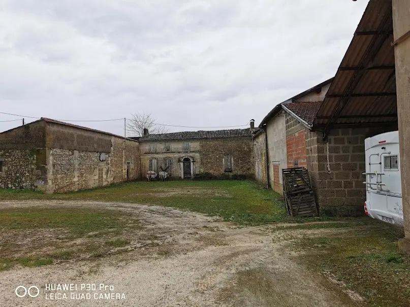 Industrial in Villegouge for sale Building Photo- Image 1 of 3