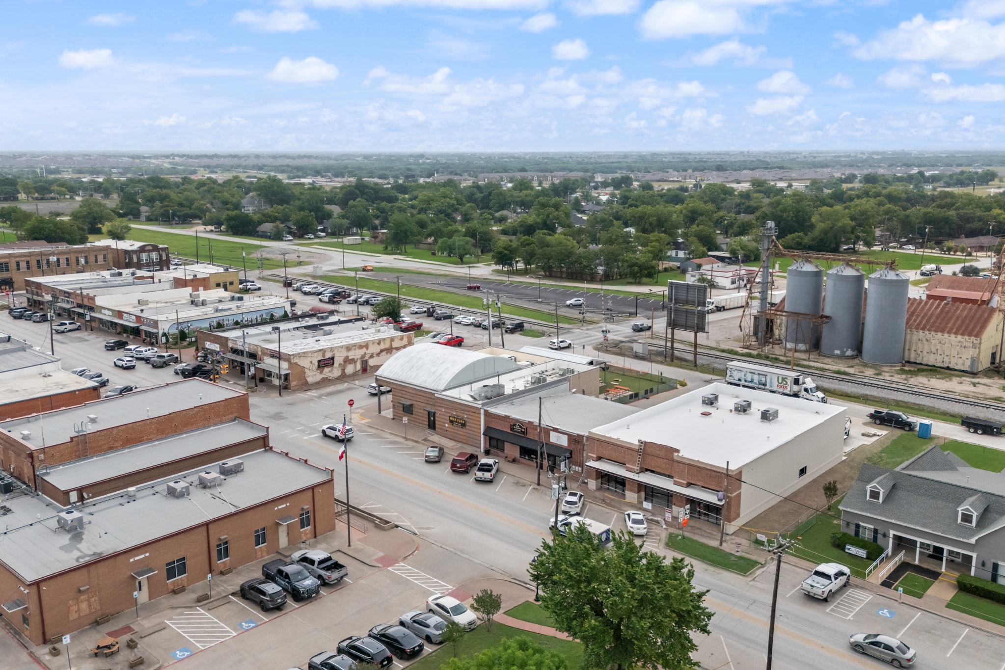 109 W Main St, Royse City, TX for lease Interior Photo- Image 1 of 7