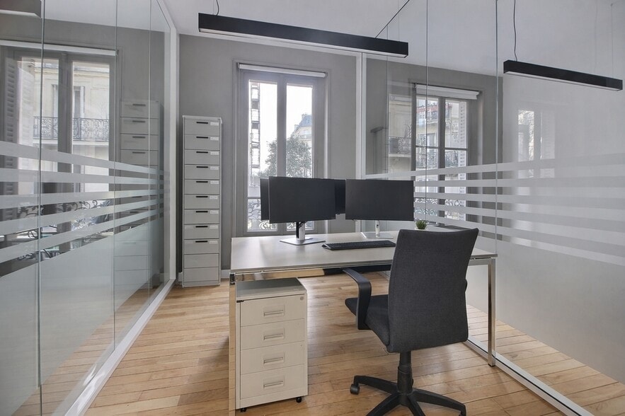 113 Boulevard De Sébastopol, Paris for lease - Interior Photo - Image 3 of 10