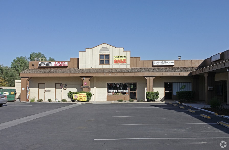 343 6th St, Norco, CA for lease - Building Photo - Image 3 of 3