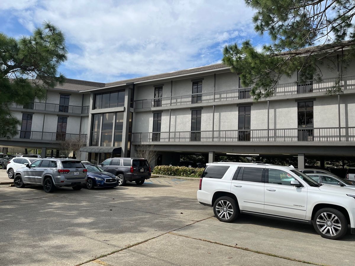 131 Airline Dr, Metairie, LA for lease Building Photo- Image 1 of 1