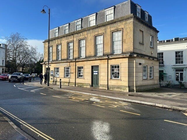 1-3 Montpellier Exchange, Cheltenham à louer - Photo du bâtiment - Image 2 de 7