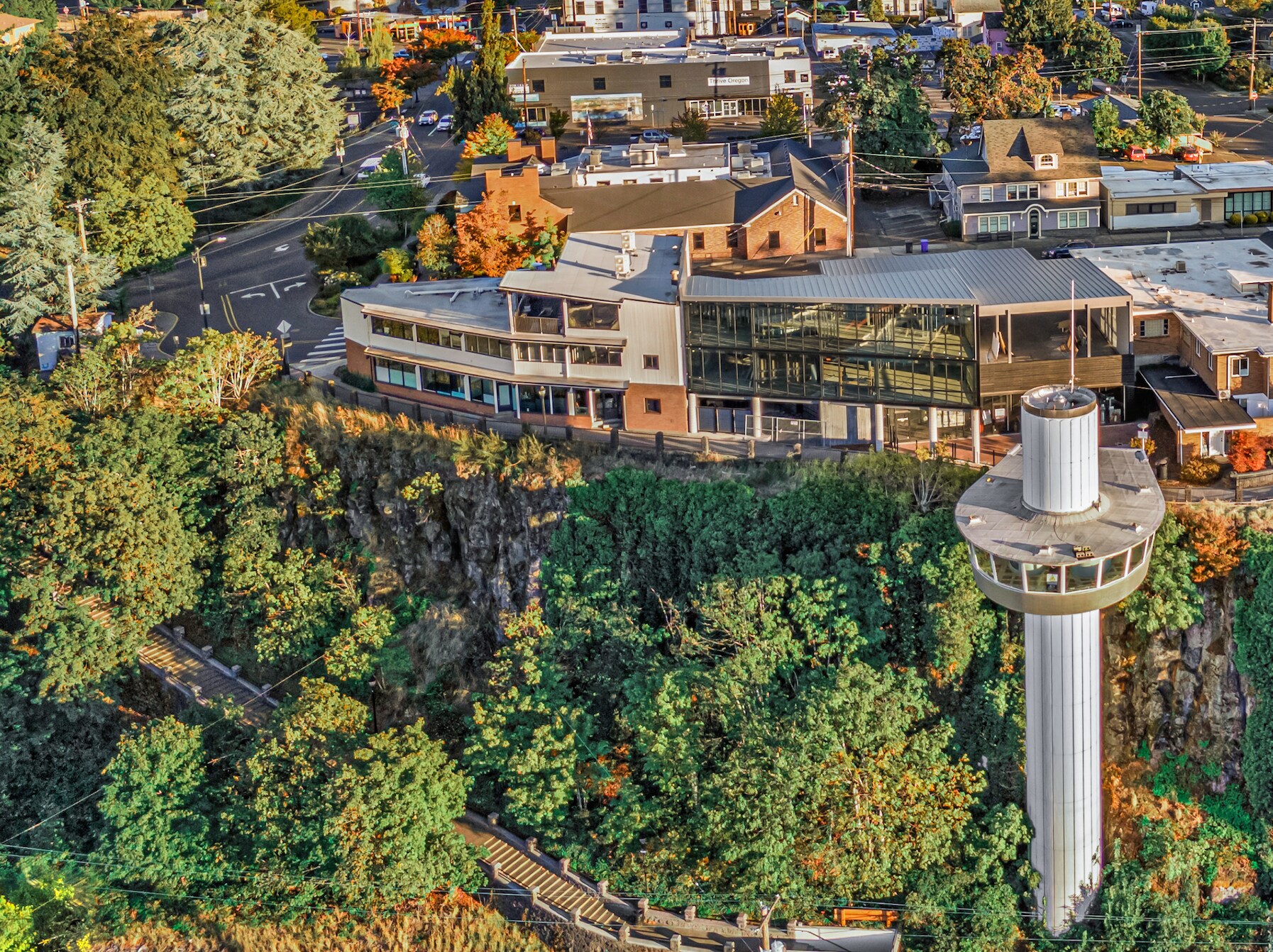 617 High St, Oregon City, OR for lease Building Photo- Image 1 of 5