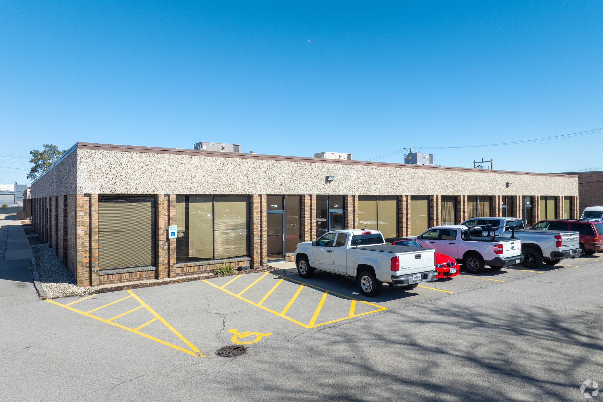 1287-1311 Rand Rd, Des Plaines, IL for lease Primary Photo- Image 1 of 6