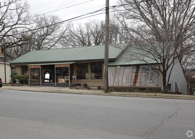 2017 Kavanaugh Rd, Little Rock, AR for sale - Building Photo - Image 2 of 3