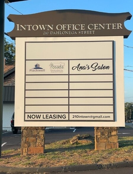 210 Dahlonega Hwy, Cumming, GA for lease - Building Photo - Image 3 of 6