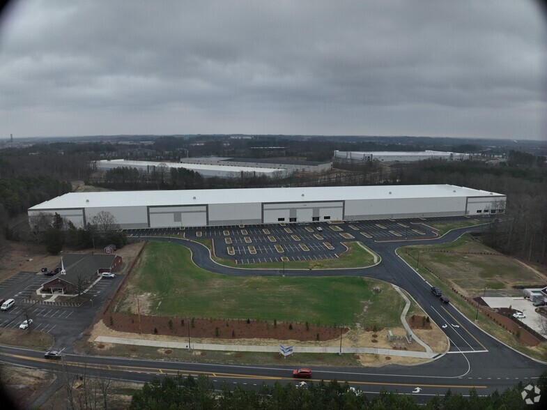 11006 Mount Holly Huntersville Rd, Huntersville, NC for lease - Matterport Community - Image 3 of 37