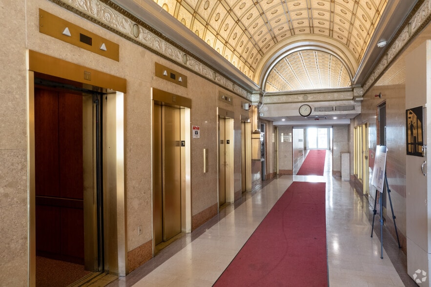 17 Academy St, Newark, NJ for lease - Lobby - Image 3 of 7