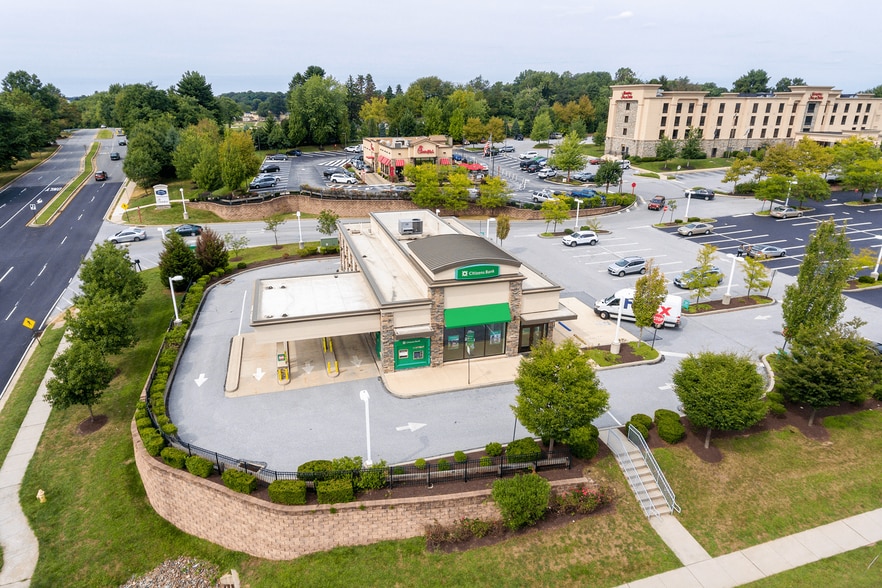 1071 Baltimore Pike, Glen Mills, PA for sale - Building Photo - Image 2 of 6