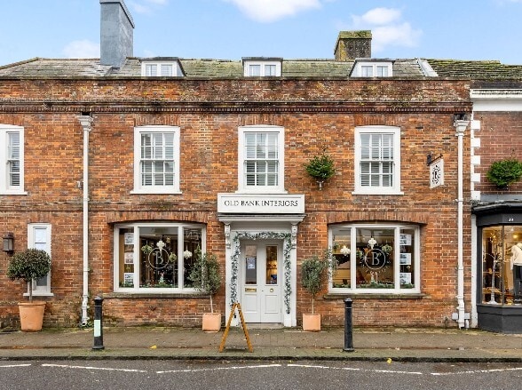 37 High St, Steyning for sale - Building Photo - Image 3 of 9