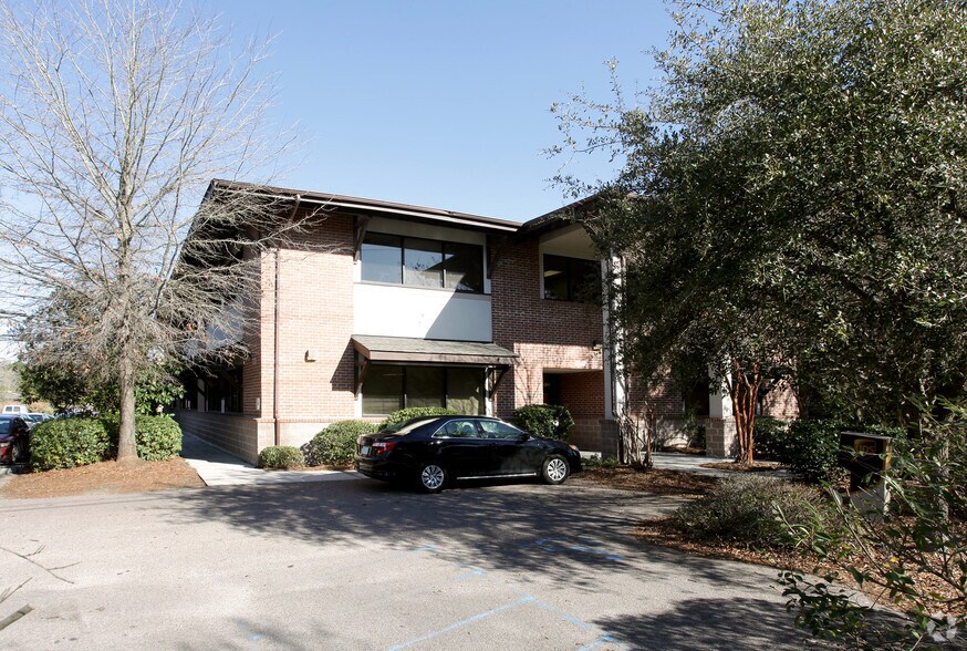 537 Long Point Rd, Mount Pleasant, SC à louer - Photo principale - Image 1 de 2