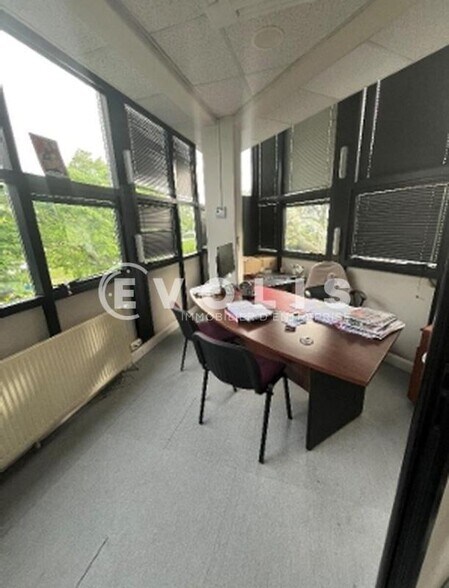 Office in Champigny-sur-Marne for lease - Interior Photo - Image 3 of 7