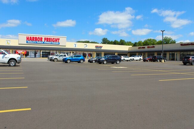 More details for 1561-1651 E M-21, Owosso, MI - Office/Retail for Lease