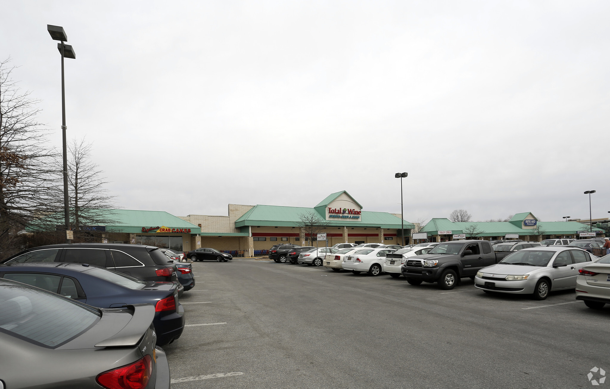 601-699 Naamans Rd, Claymont, DE for lease Building Photo- Image 1 of 2