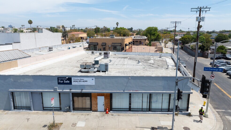 1660 S La Cienega Blvd, Los Angeles, CA à vendre - Photo du bâtiment - Image 1 de 21