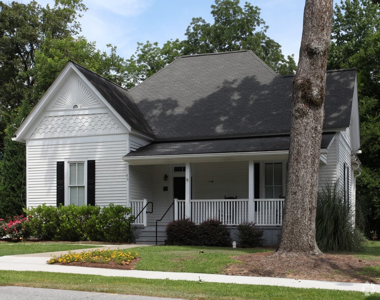 80 Church St, Winder, GA for sale - Building Photo - Image 2 of 17