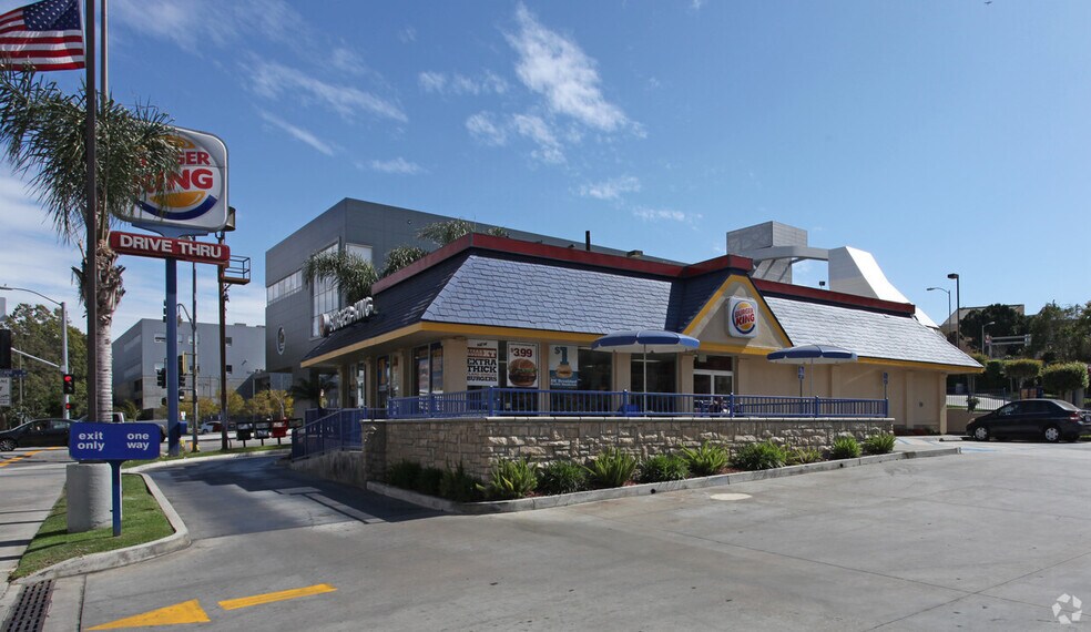 511 Grand ave, Los Angeles, CA à vendre - Photo du bâtiment - Image 2 de 6