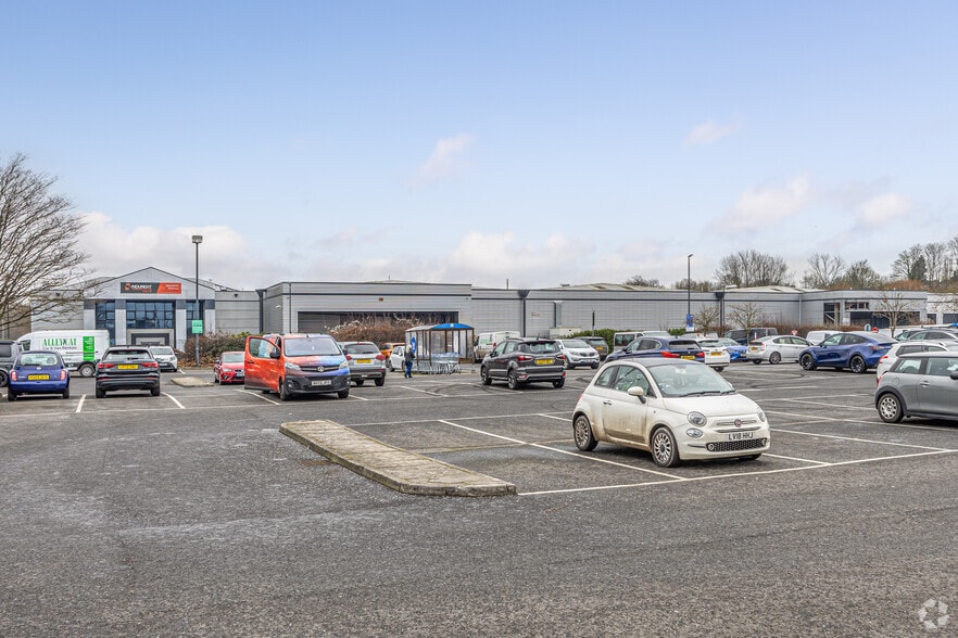 Edinburgh Way, Harlow for lease - Building Photo - Image 2 of 23