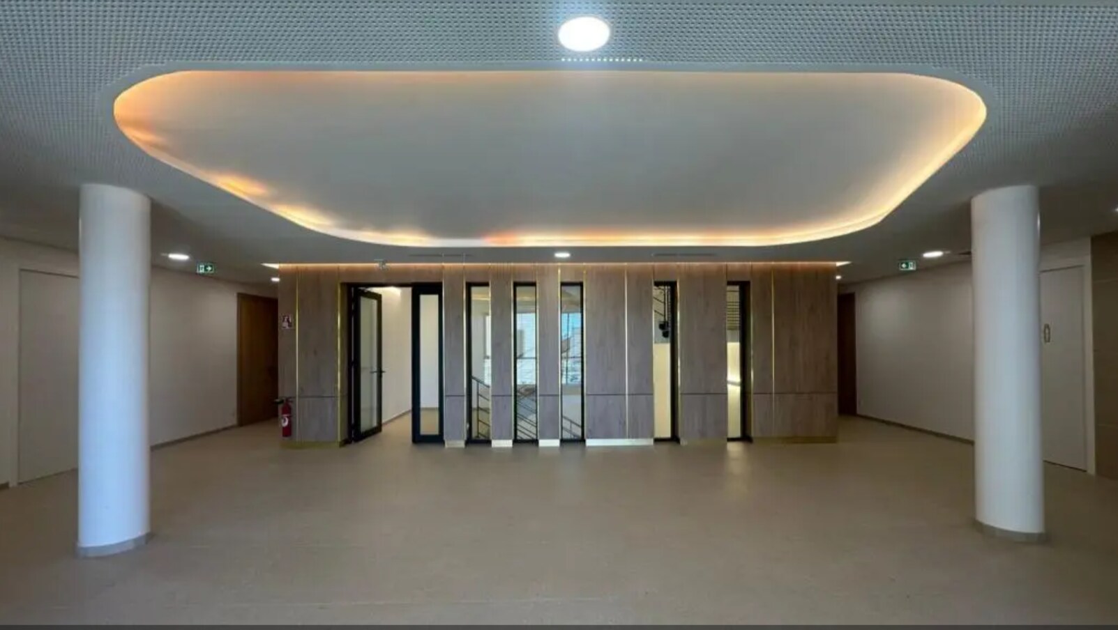 Bureau dans Genas à louer Photo intérieure- Image 1 de 3