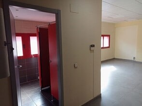 Industrial in Madrid, Madrid for lease Interior Photo- Image 2 of 3