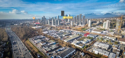 5025-5049 Still Creek Ave, Burnaby, BC à louer Photo intérieure- Image 1 de 11