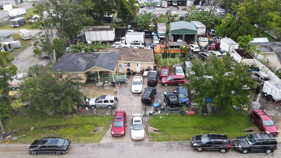 655 Barry St, Orlando, FL à vendre - Photo du bâtiment - Image 2 de 10