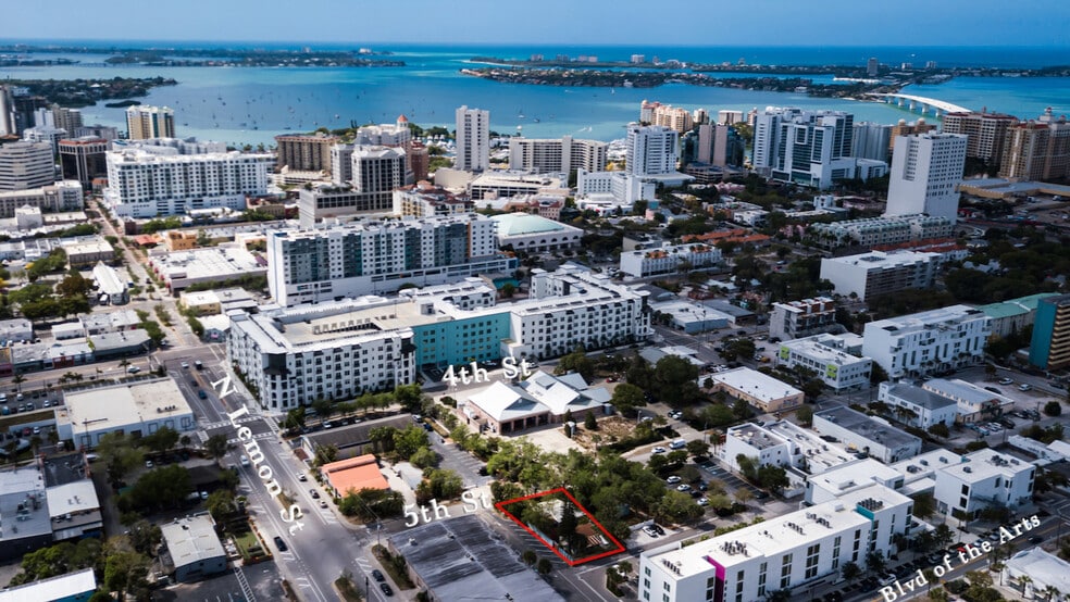 1469 5th St, Sarasota, FL for sale - Primary Photo - Image 1 of 23