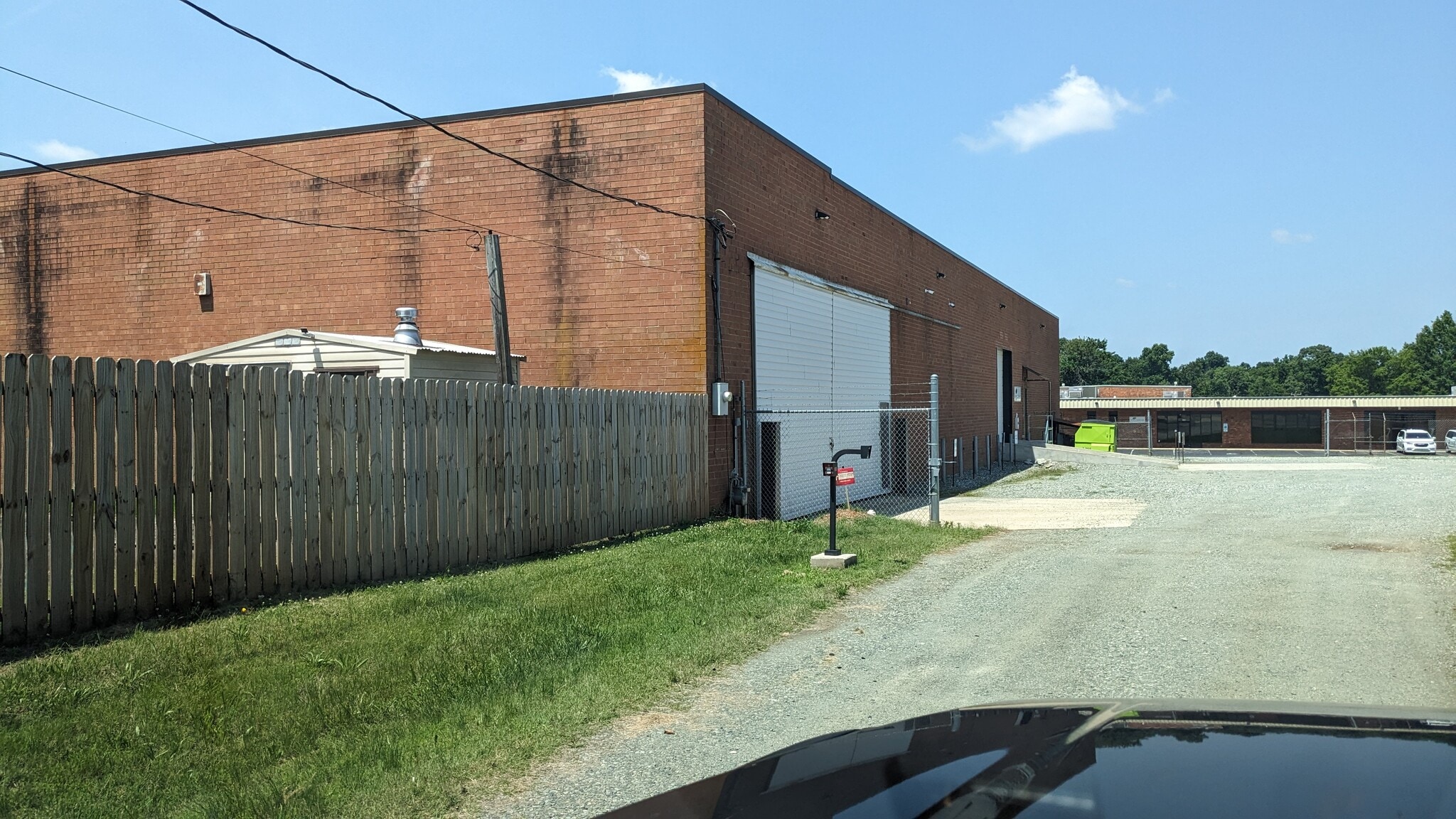 2105 Maple Ave, Burlington, NC for lease Building Photo- Image 1 of 13