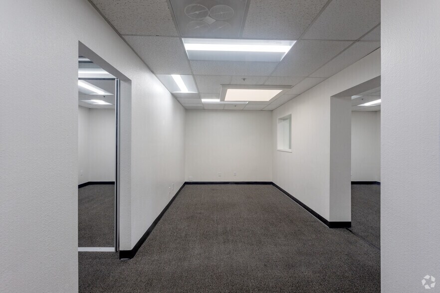 1580 Oakland Rd, San Jose, CA à louer - Numérisation 3D de Matterport - Image 3 de 12
