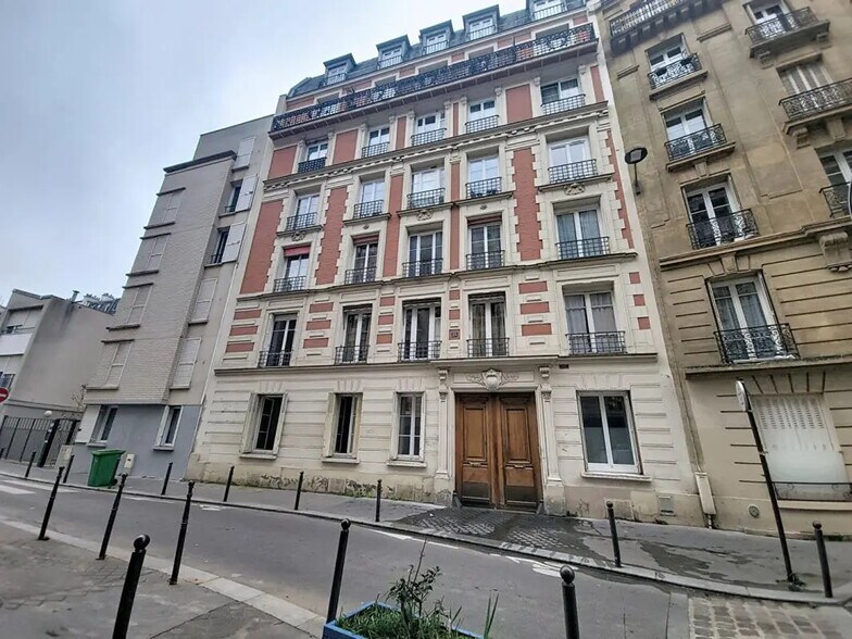 Office in Paris for sale - Building Photo - Image 3 of 4