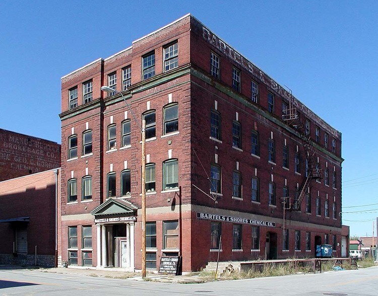 1400 St Louis Ave, Kansas City, MO à louer - Photo du bâtiment - Image 2 de 7