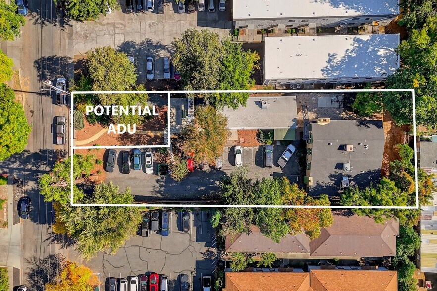 703 W 2nd Ave, Chico, CA à vendre - Photo du bâtiment - Image 3 de 26