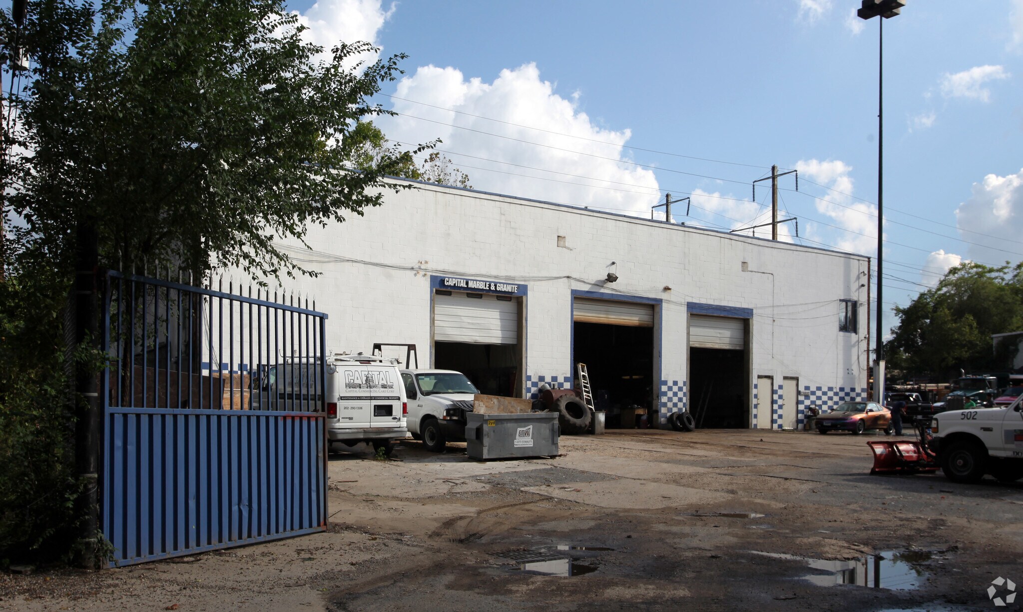 1419 Kenilworth Ave NE, Washington, DC à vendre Photo principale- Image 1 de 3