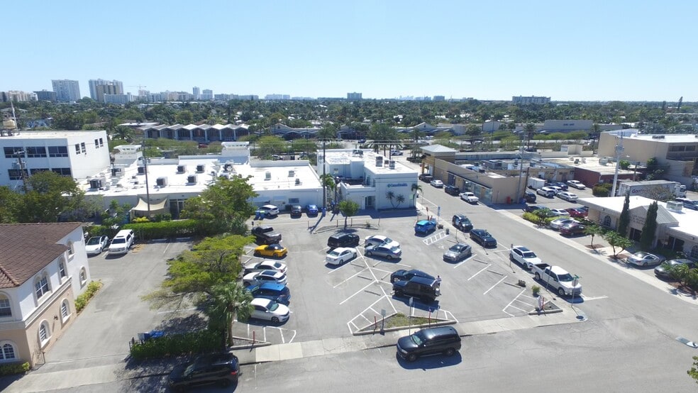 2701 E Atlantic Blvd, Pompano Beach, FL for lease - Building Photo - Image 3 of 20