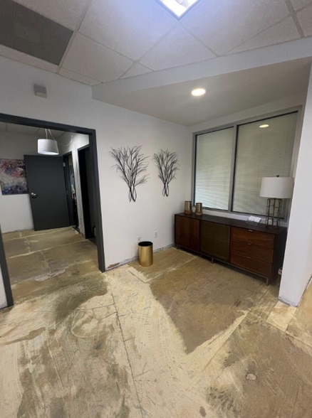 353 Broadway, Troy, NY for lease - Interior Photo - Image 3 of 5