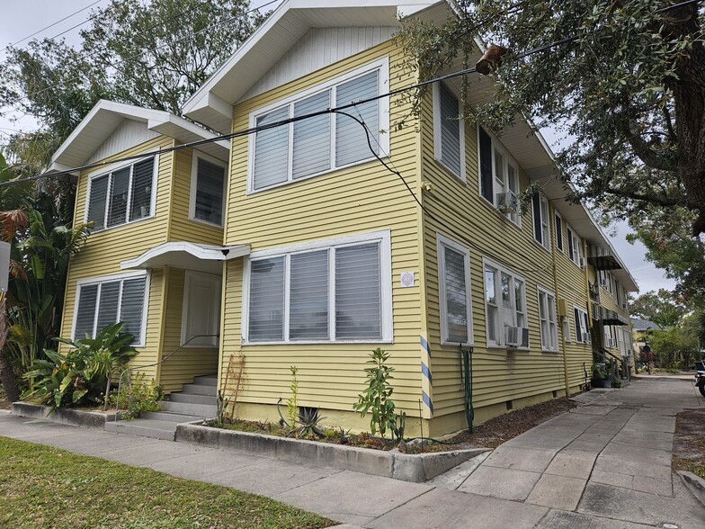 1909 W Dekle Ave, Tampa, FL à vendre - Photo du bâtiment - Image 1 de 31