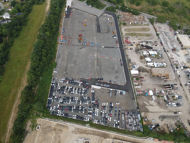 200 Townline Rd, Kings Park, NY for lease - Building Photo - Image 3 of 14