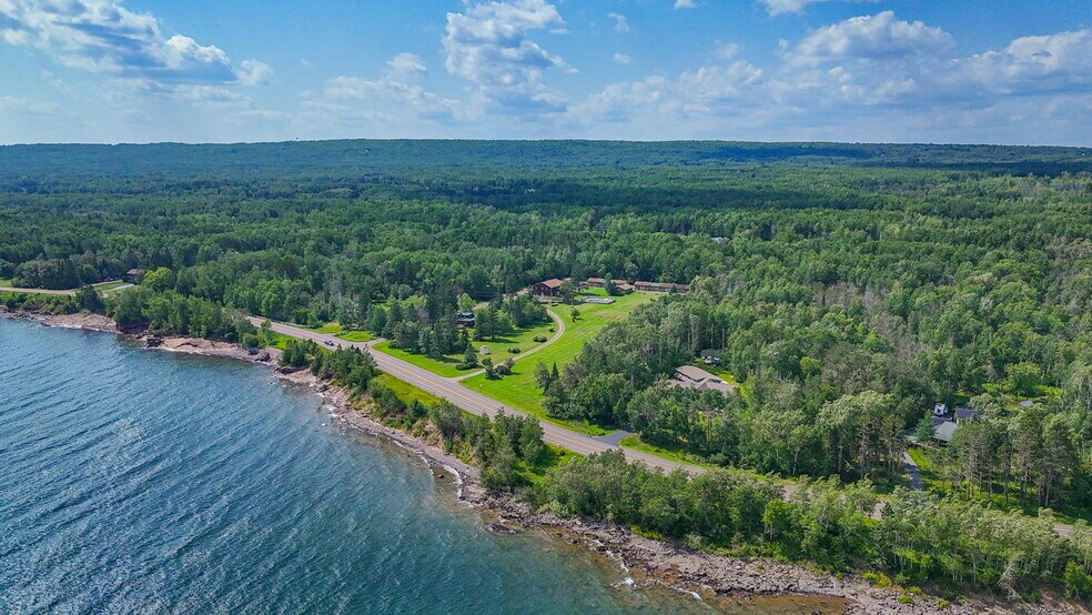 9000 Congdon Blvd, Duluth, MN à vendre - Photo du bâtiment - Image 2 de 41