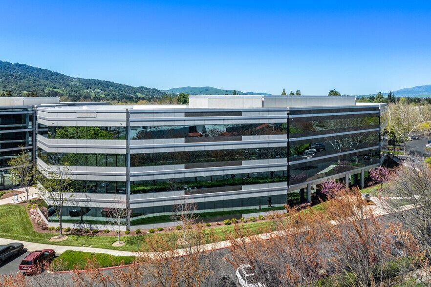 6801 Koll Center Pky, Pleasanton, CA à louer - Photo du bâtiment - Image 2 de 15