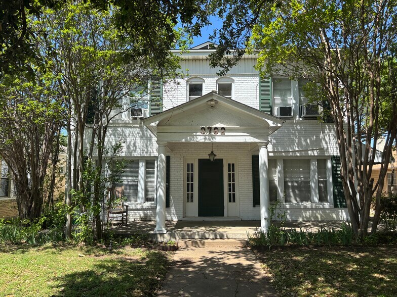 3762 W 7th St, Fort Worth, TX à vendre - Photo du bâtiment - Image 1 de 13