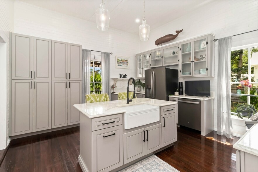 201 8th St, Port Saint Joe, FL à vendre - Photo du bâtiment - Image 2 de 5