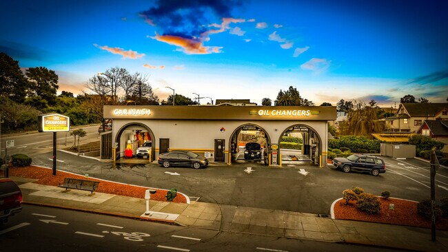 Plus de détails pour 3418 Park Blvd, Oakland, CA - Commerce de détail à vendre