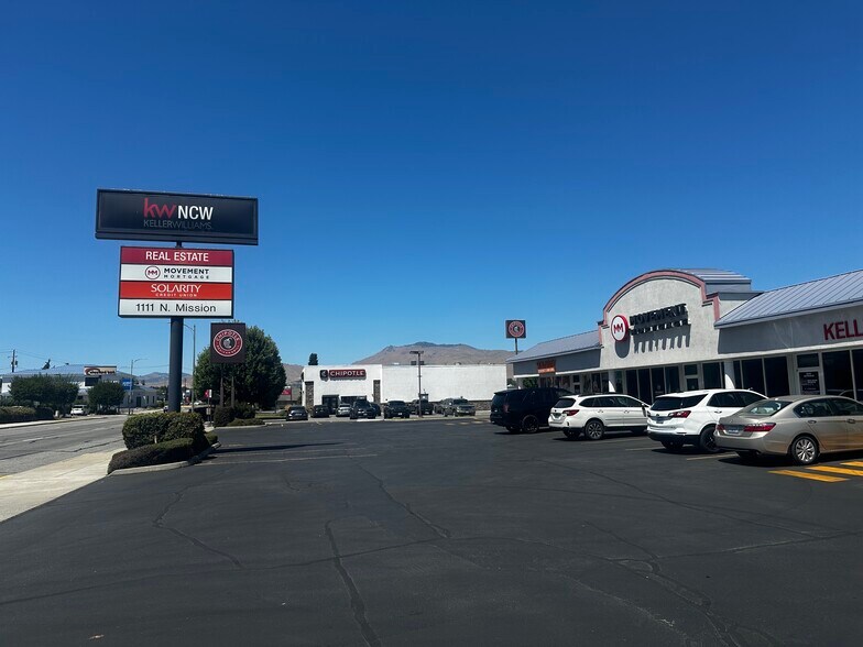 1111 N Mission St, Wenatchee, WA à louer - Photo du bâtiment - Image 2 de 6