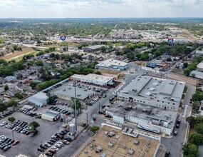 130 E Zavalla, San Antonio, TX - Aérien  Vue de la carte - Image1