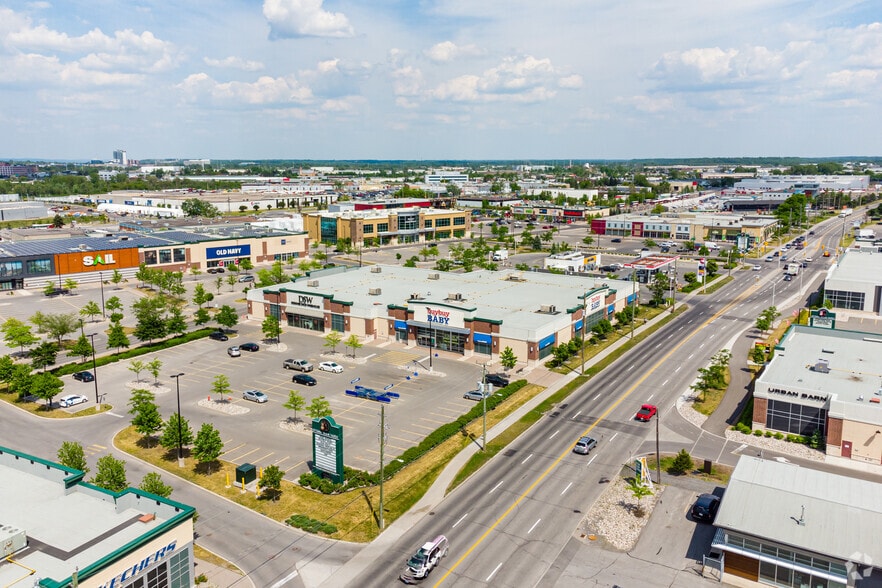 595 Industrial Ave, Ottawa, ON à louer - Aérien - Image 3 de 4