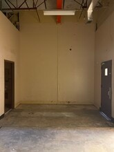 4455-4485 N State Road 7, Lauderdale Lakes, FL à louer Photo intérieure- Image 1 de 8