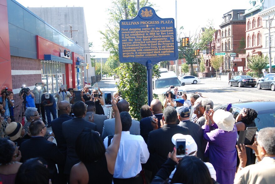 1501 N Broad St, Philadelphia, PA à louer - Photo du bâtiment - Image 3 de 11