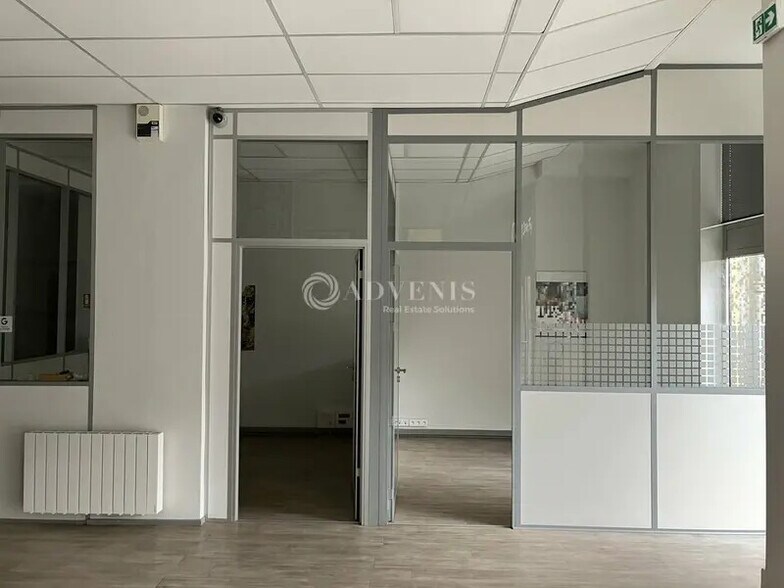 Office in Bourges for sale - Interior Photo - Image 1 of 3