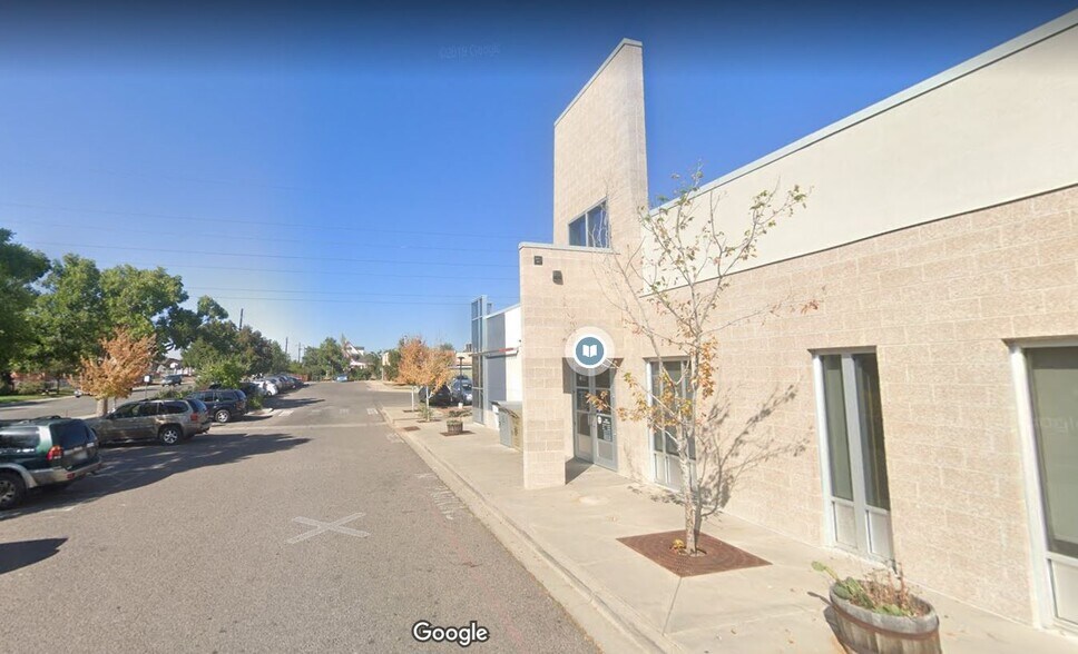 1000 S Lowell Blvd, Denver, CO à louer - Photo du bâtiment - Image 3 de 4